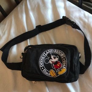 Disneyland resort adjustable fanny pack